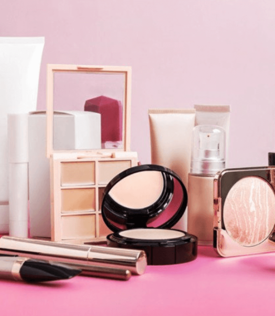Entenda mais sobre a importação de produtos de higiene, cosméticos e perfumes.